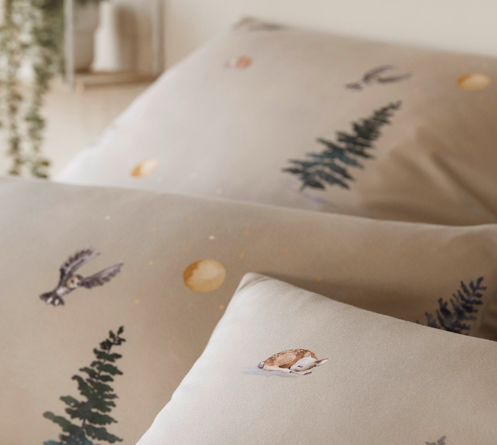 Jersey Bettwäsche Winterwald Jersey in Nougat Winterwaldmotive Detail #farbe_Winterwald Jersey Nougat