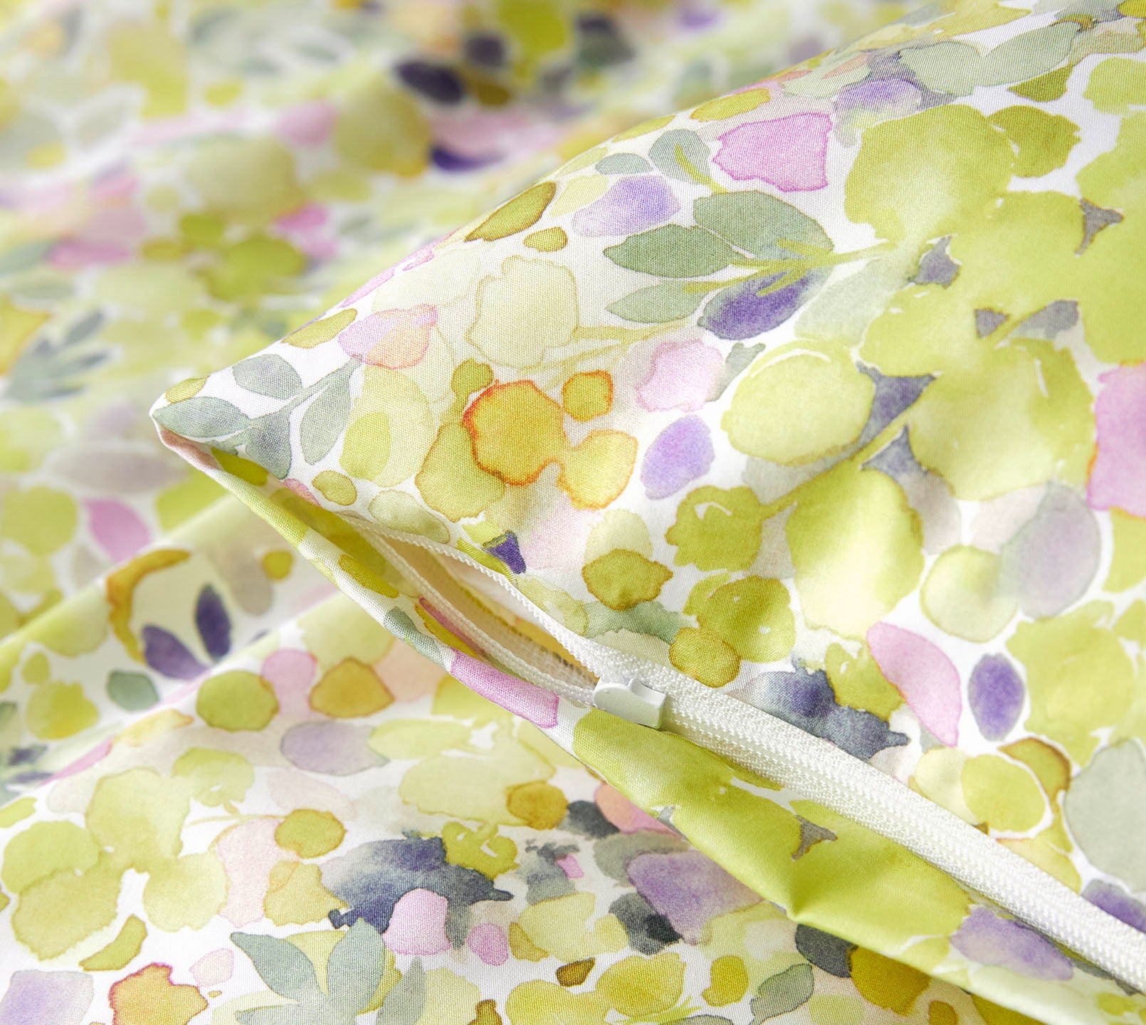 Mako Batist Bettwäsche Mimosa in Apfelgrün Blütenblätter Reißverschluss #farbe_Mimosa Apfelgrün