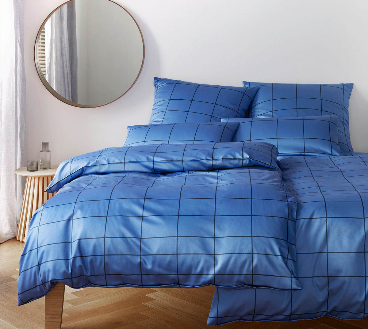 Satin Bettwäsche Cross in Blau Karo Schlafzimmer #farbe_Cross Kobaltblau