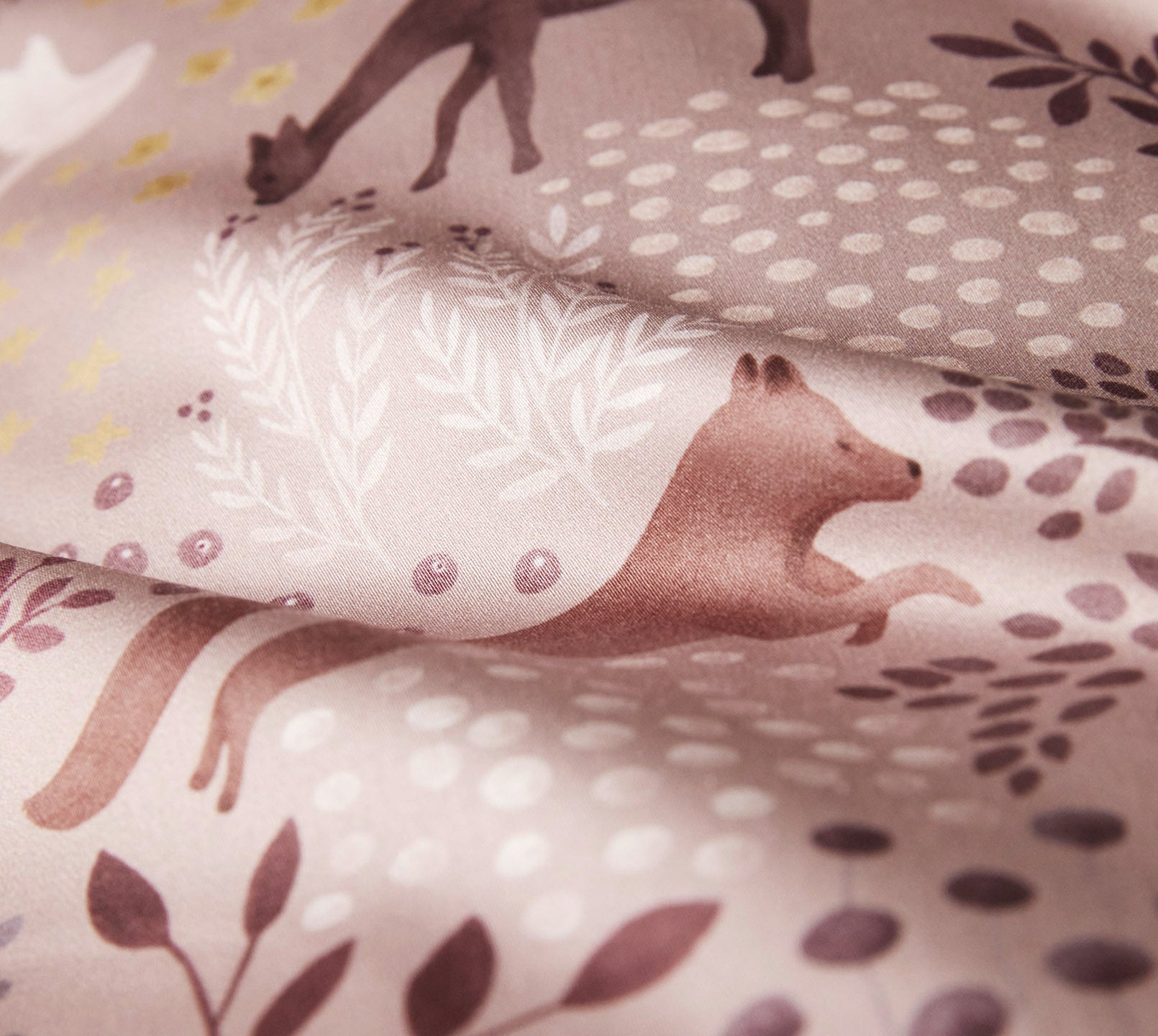 Satin Bettwäsche Dreamland in Rouge Tiermotiv Material #farbe_Dreamland Rouge