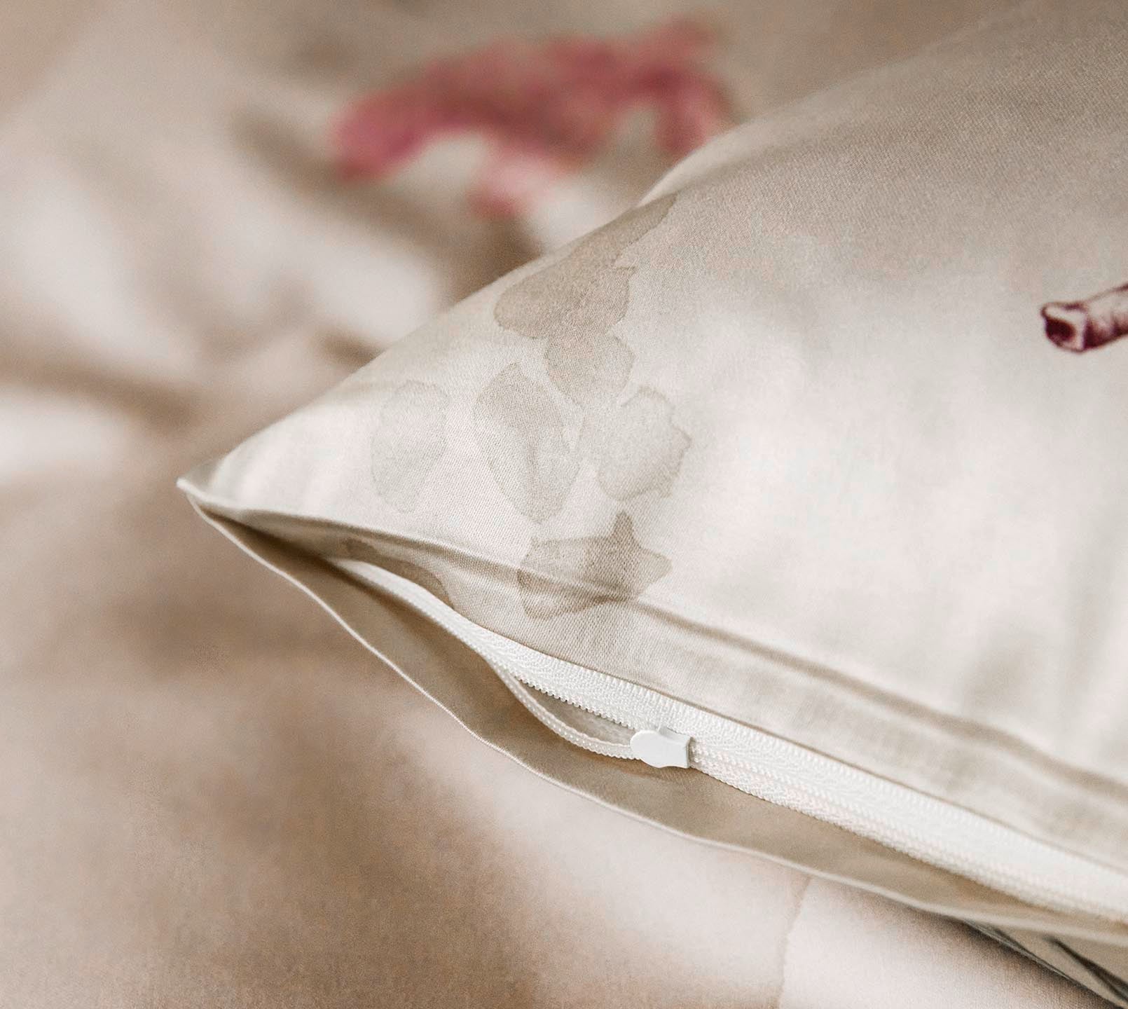 Satin Bettwäsche Explorer Sand Tiermotive Reißverschluss #farbe_Explorer Sand