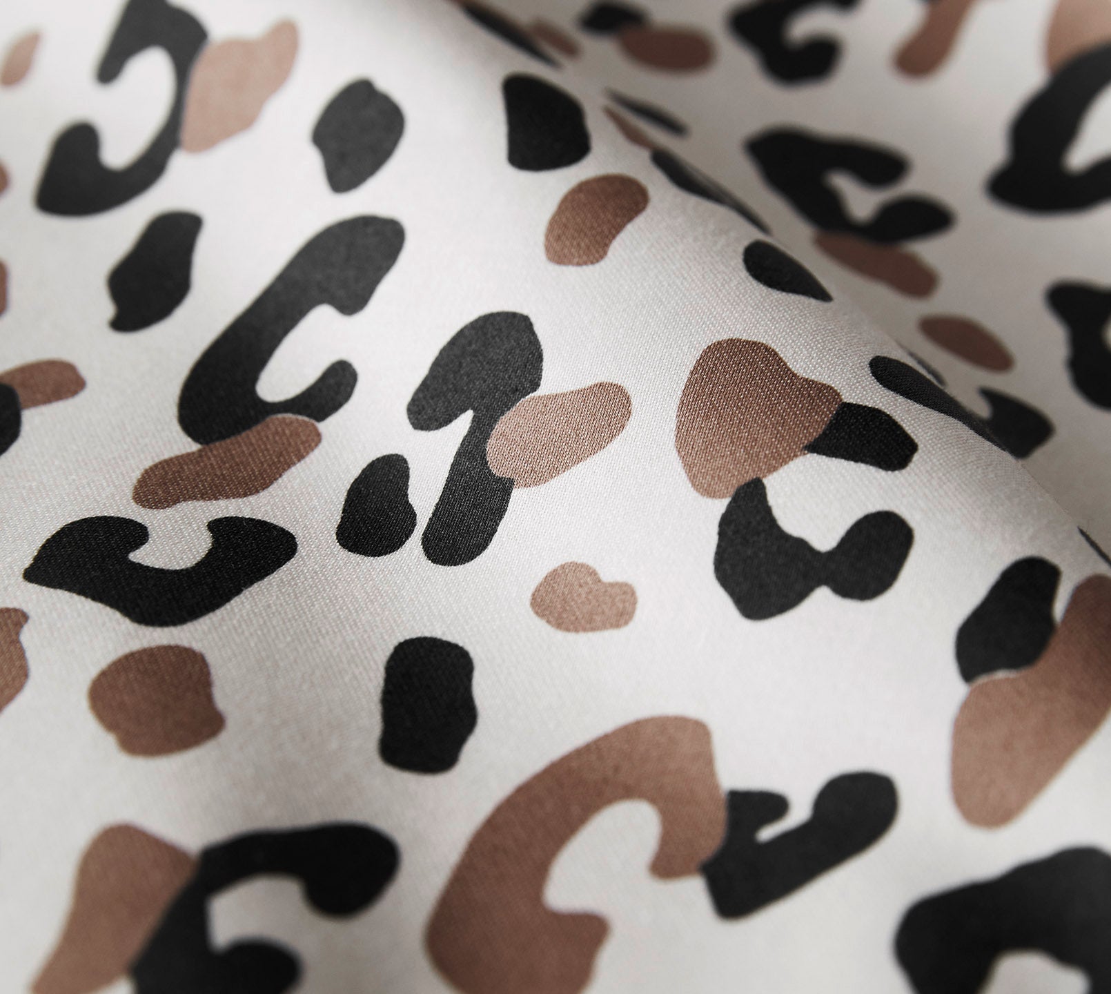 Satin Bettwäsche Leolook in Schwarz-Sand Leooptik Material #farbe_Leolook Schwarz-Sand