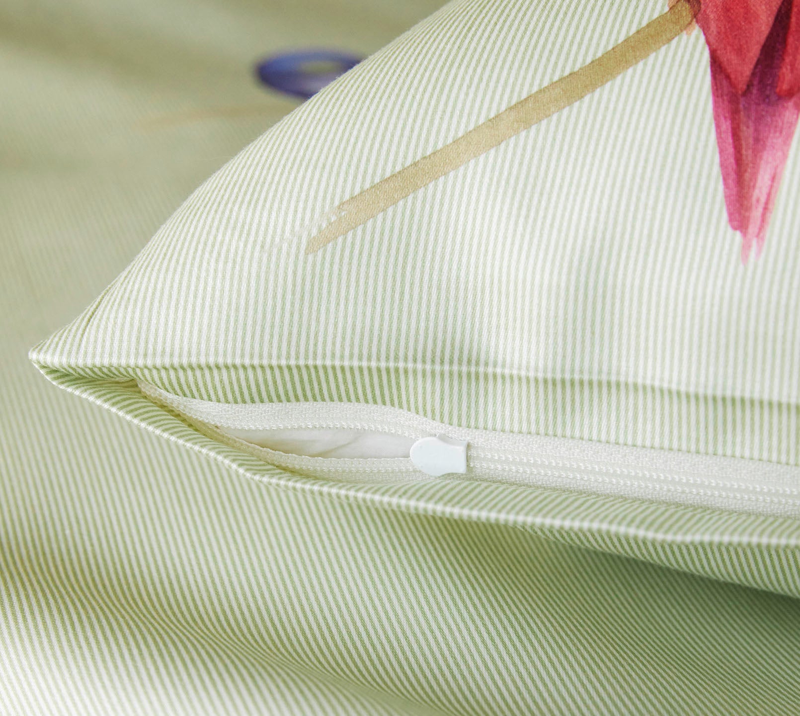 Satin Bettwäsche Lovebirds in Lindgrün Vögel Reißverschluss #farbe_Lovebirds Lindgrün