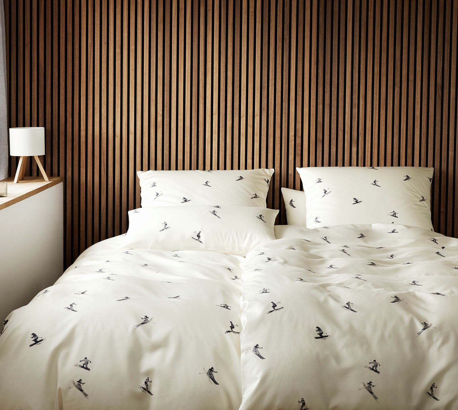 Satin Bettwäsche Mono Ski in Graphit Skifahrer Schlafzimmer #farbe_Mono Ski Graphit