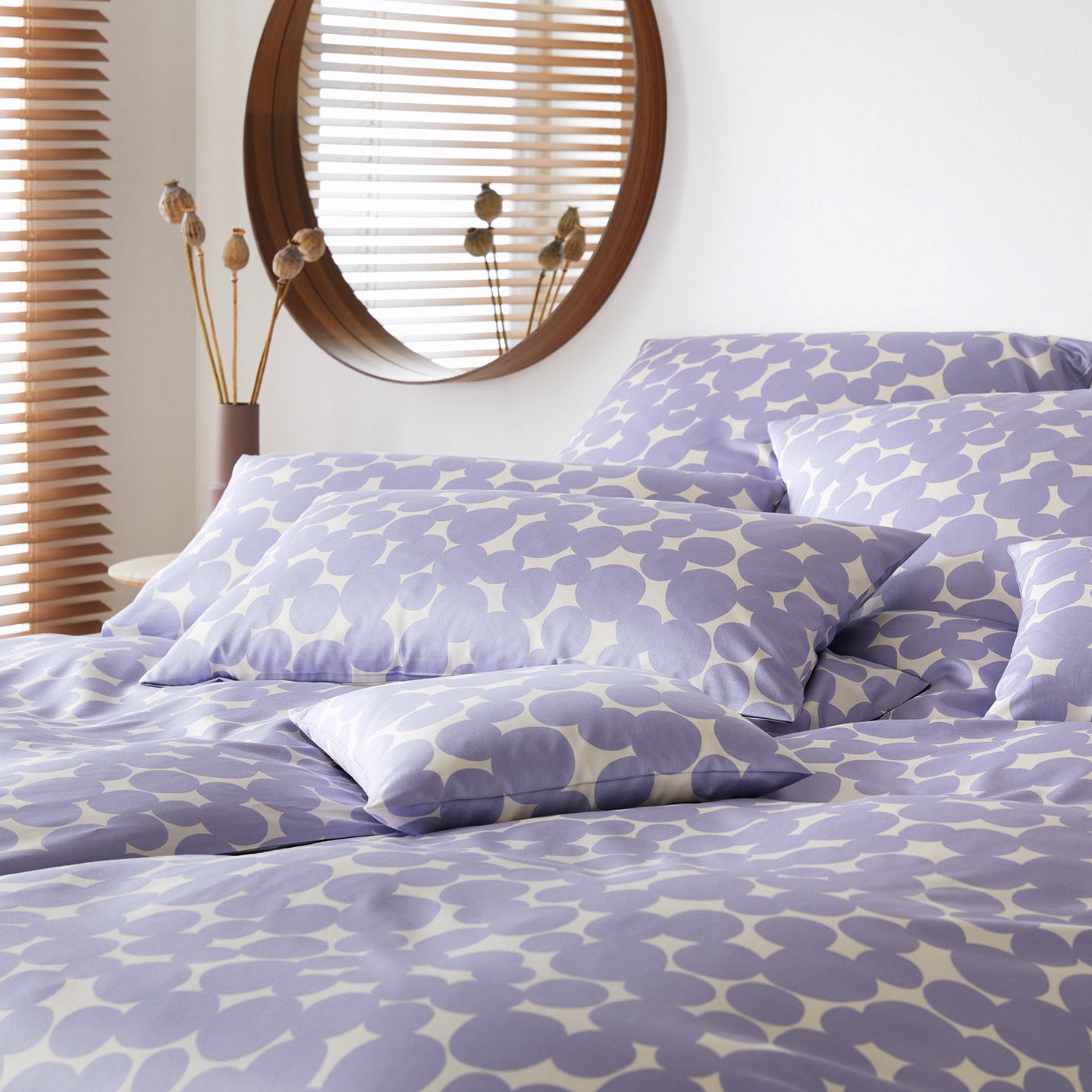 Satin Bettwäsche Pebbles in Flieder Kreise Schlafzimmer #farbe_Pebbles Flieder