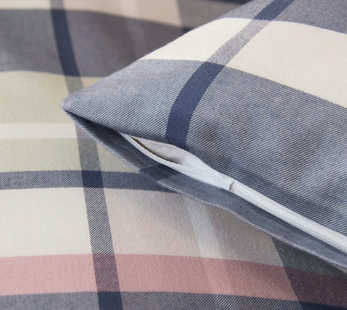 Softflanell Bettwäsche Darcy in Pistazie Karo Reißverschluss #farbe_Darcy Pistazie
