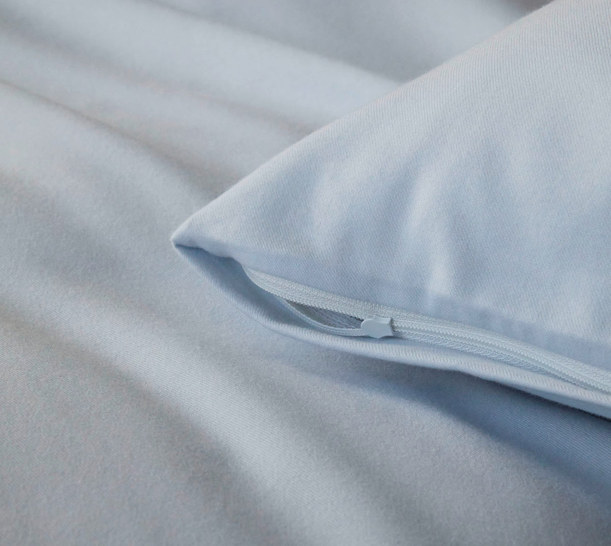 Softflanell Bettwäsche Mono in Hellblau Uni Reißverschluss #farbe_Mono Hellblau