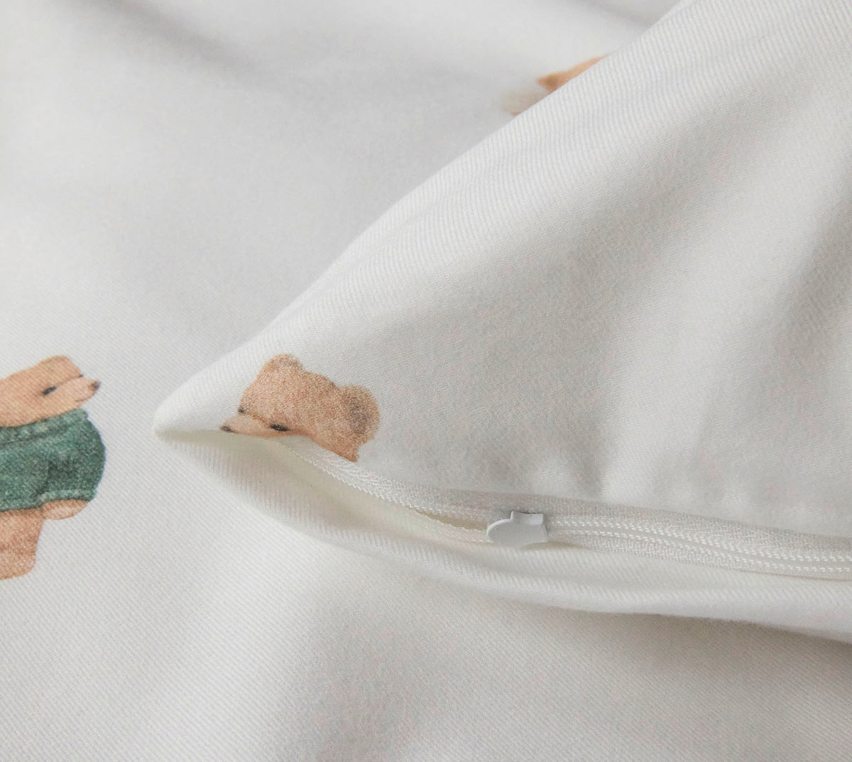 Softflanell Bettwäsche Teddy in Weiß Teddymotive Reißverschluss #farbe_Teddy Weiß
