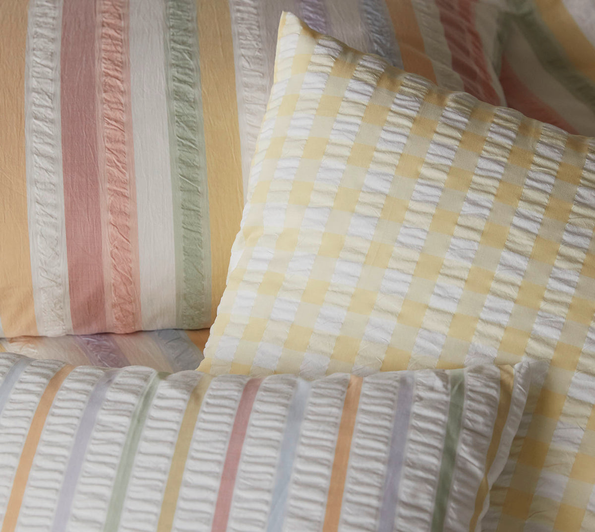 Web-Seersucker Bettwäsche Lilly in Buttergelb Karo Kissenmix #farbe_Lilly Buttergelb