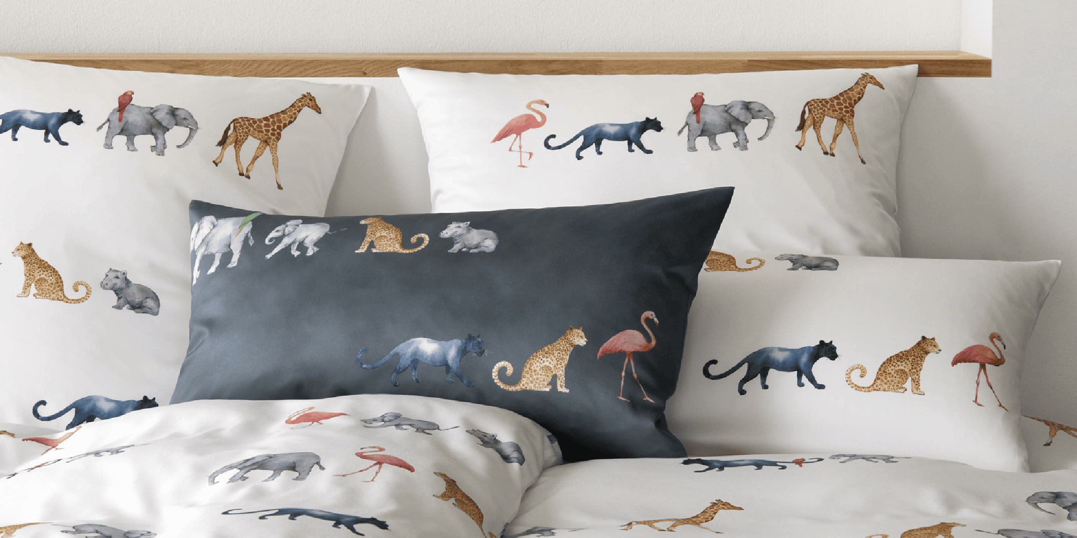 Satin Bettwäsche Parade Tiermotiv in Weiß Schlafzimmer Desktop Banner 