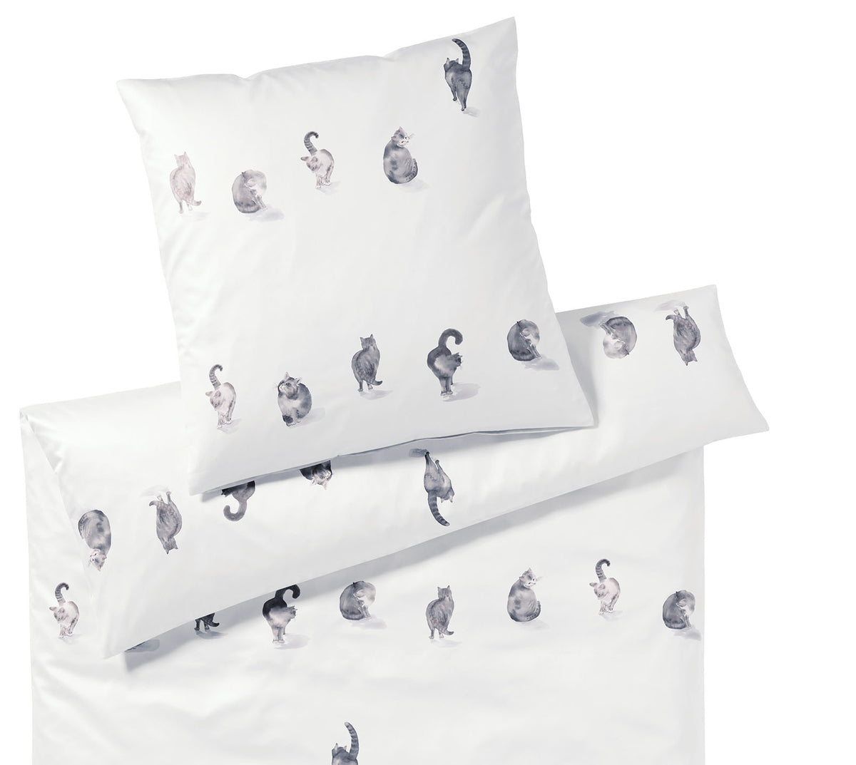 Freisteller der Comfort Satin Bettwäsche Streuner in Weiß mit einem Reißverschluss