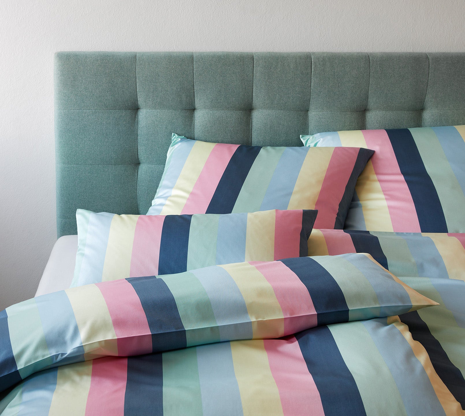Satin Bettwäsche Tinted mit Streifen Schlafzimmer #farbe_Tinted Pink
