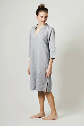 Halbleinen Homewear Tunika Nachthemd Dress in Dunkelgrau Model 1 