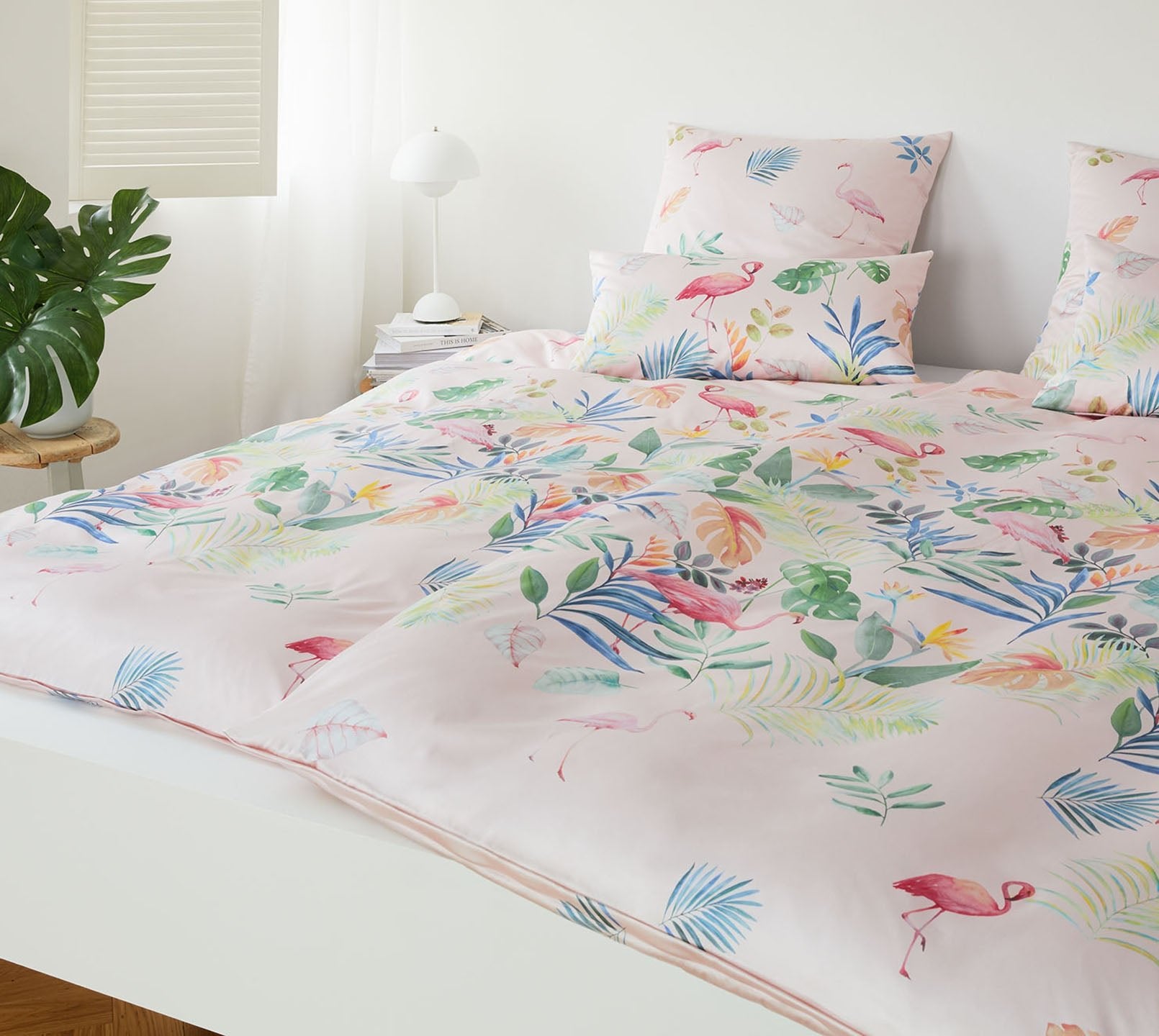 Seiden Satin Bettwaesche Flamingo in Rose Flamingo Schlafzimmer